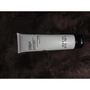 African Botanics Baobab Clay Oxygenating Cleanser 100ml